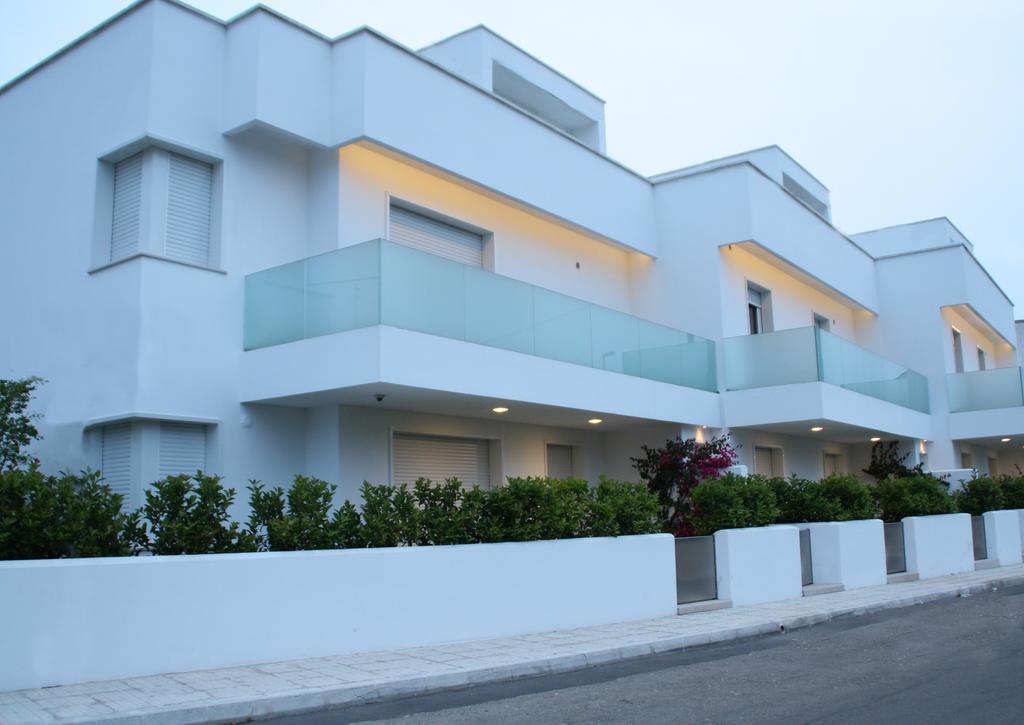 Iria Residence Torre dell'Orso Extérieur photo